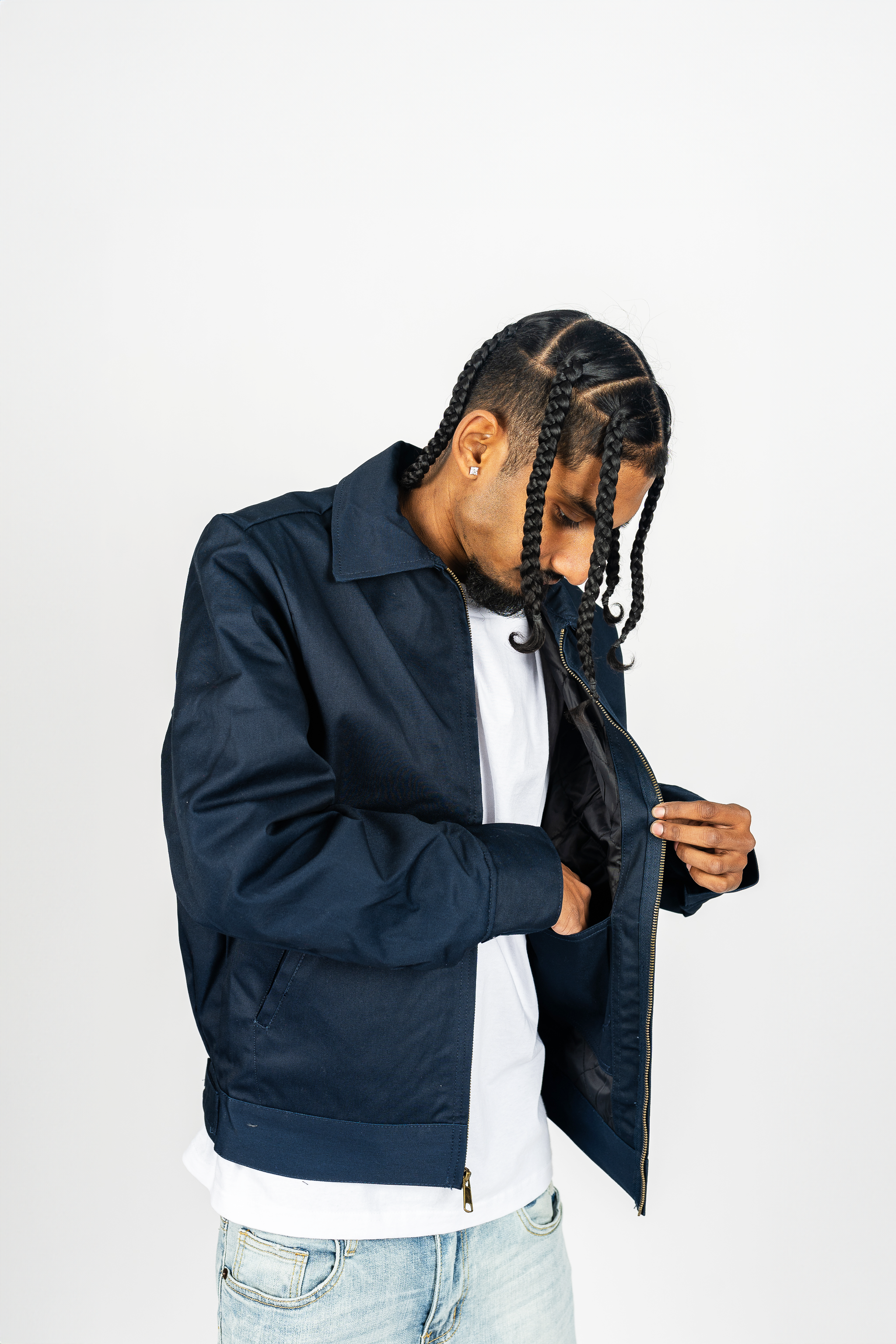 Streetwear Basics: How to Build the Perfect Everyday Urban Look